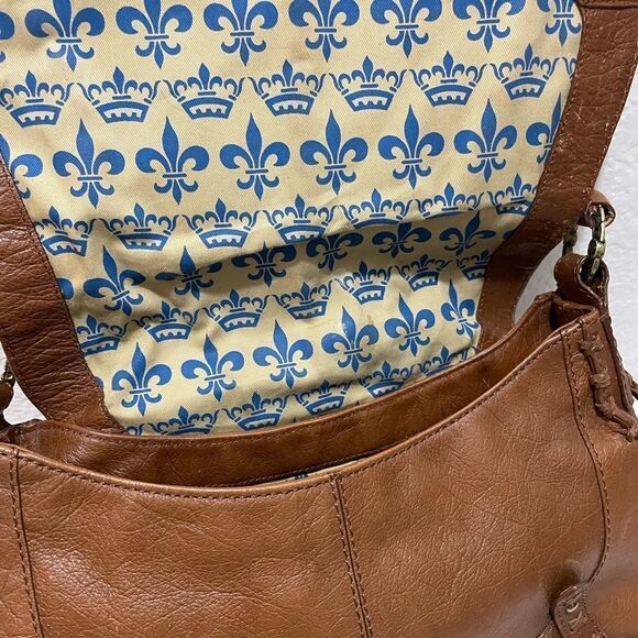 Gianni Bini Brown Leather Shoulder Bag - Picture 5 of 14